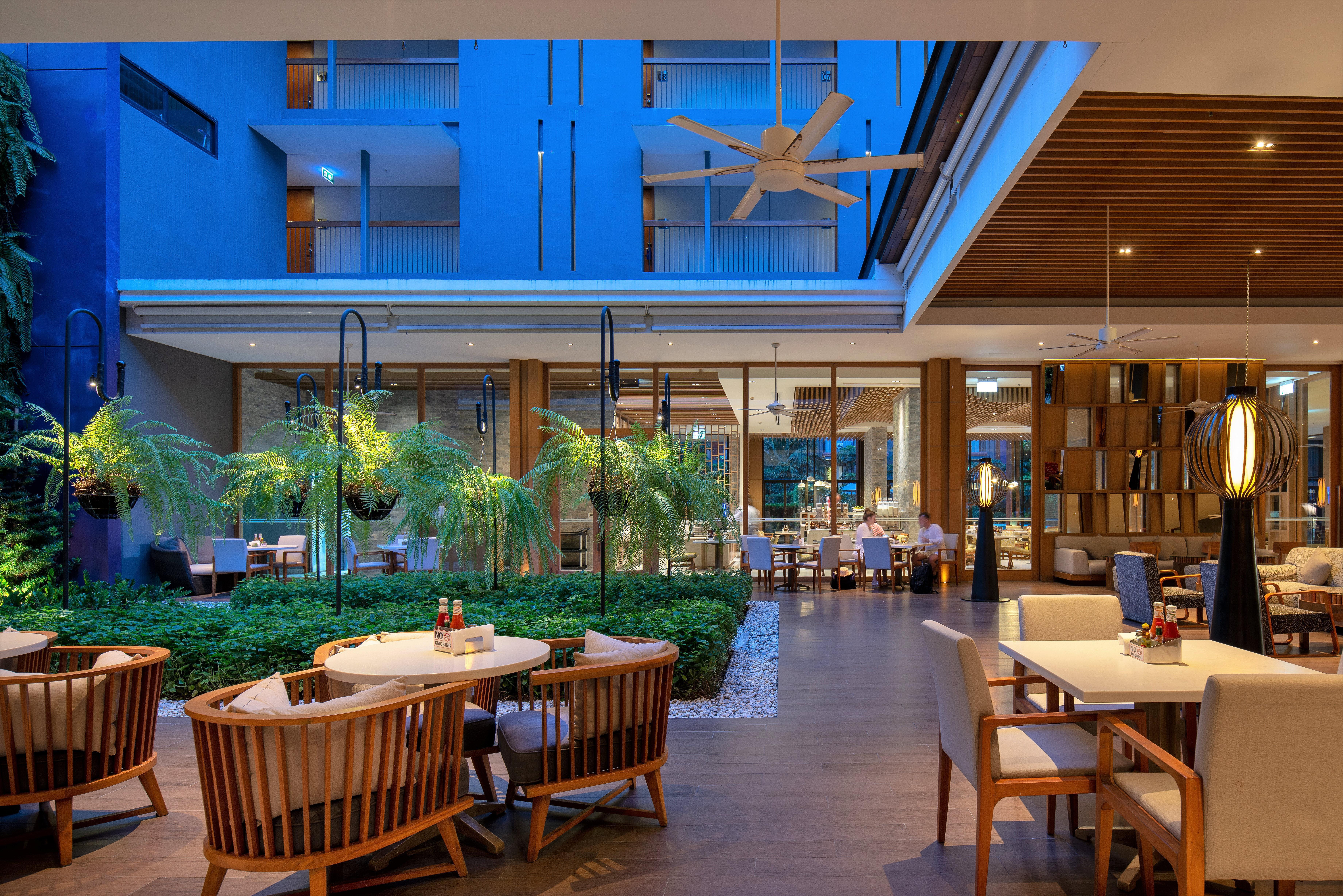 Holiday Inn Express Phuket Patong Beach Central, An Ihg Hotel Kültér fotó